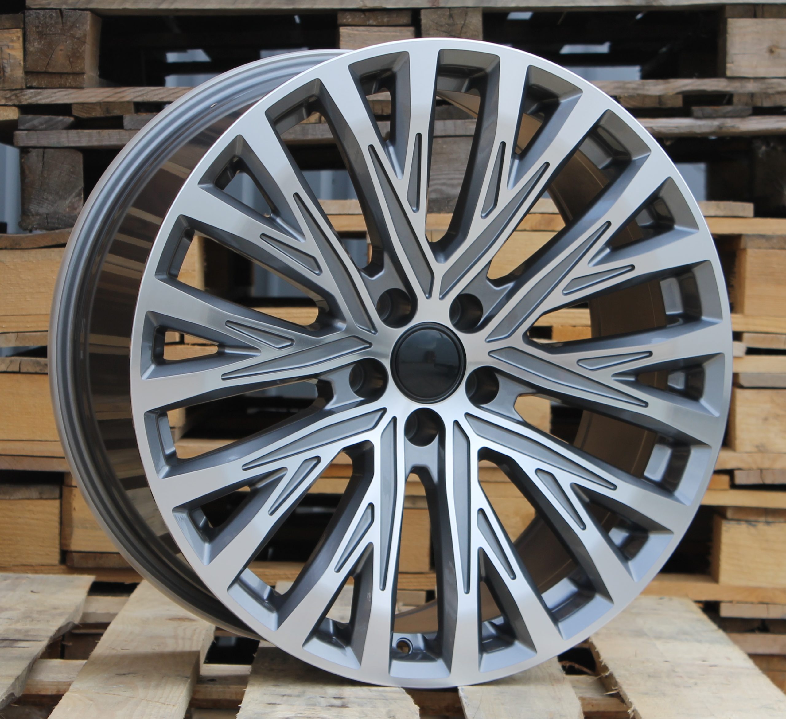 ABY1339SP-scaled ALU FELGA AUDI 5X112 20" ABY1339SP ET25 SIVA POLIRANA - Slika 1