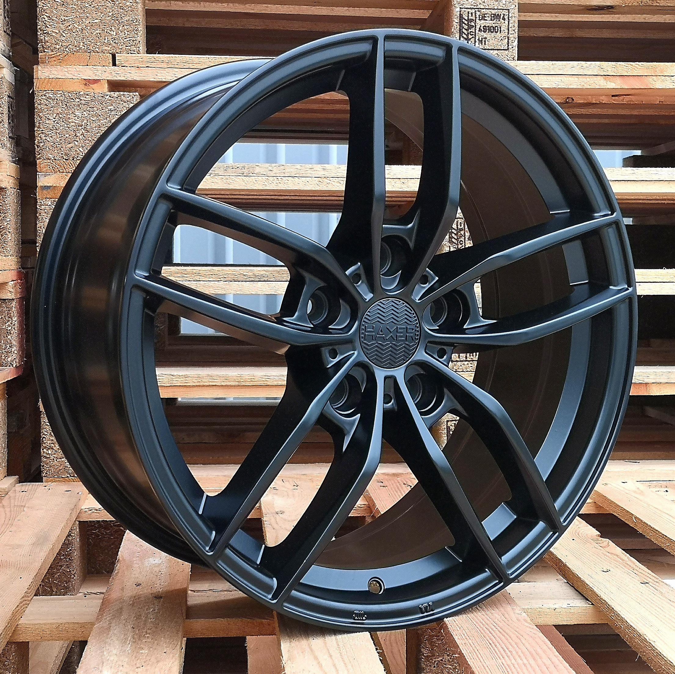 oznorDL ALU FELGA HAXER 5X108 18" HX018CM ET40 CRNA POLUMAT - Slika 1