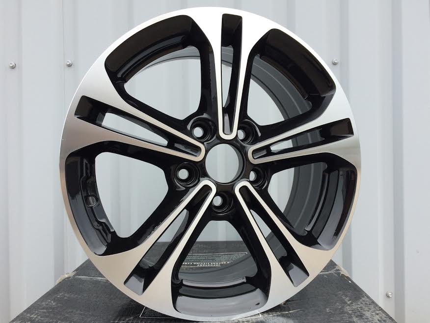 HYBK766CP ALU FELGA HYUNDAI 5X114.3 16" HYBK766CP ET46 CRNA SA POLIRANIM - Slika 1