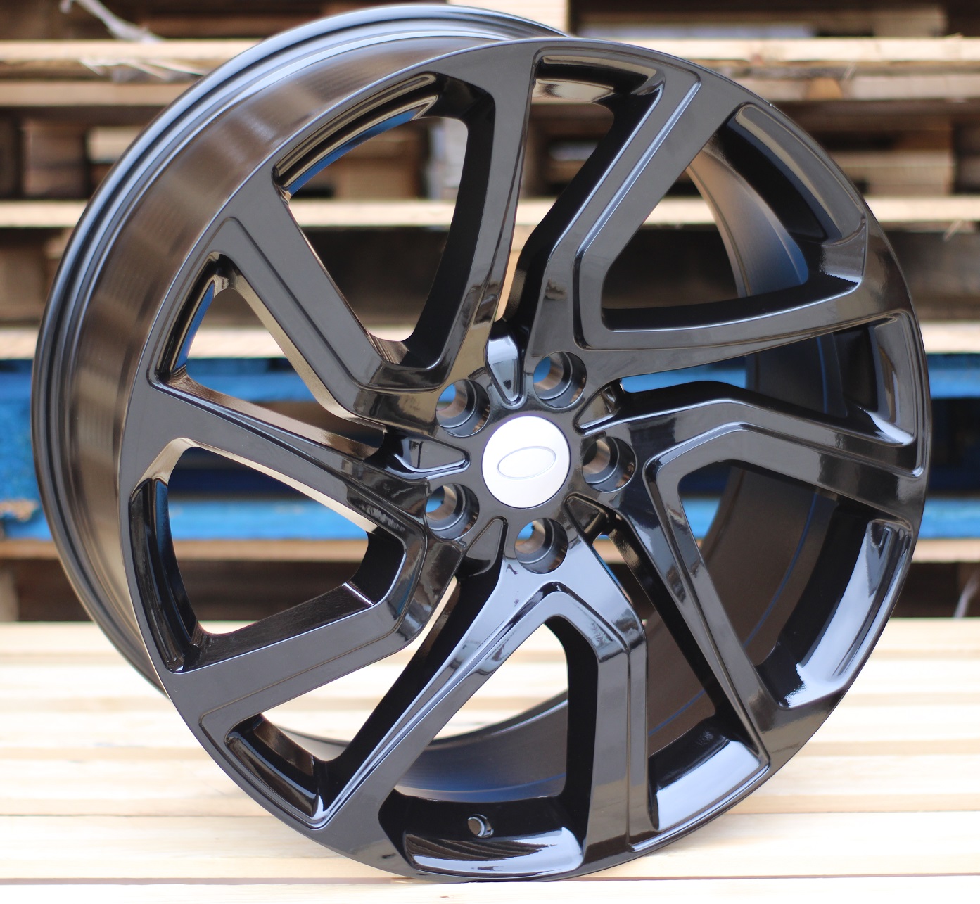 LRBK5704C ALU FELGA LAND ROVER 5X120 21" LRBK5704 ET49 CRNA - Slika 1