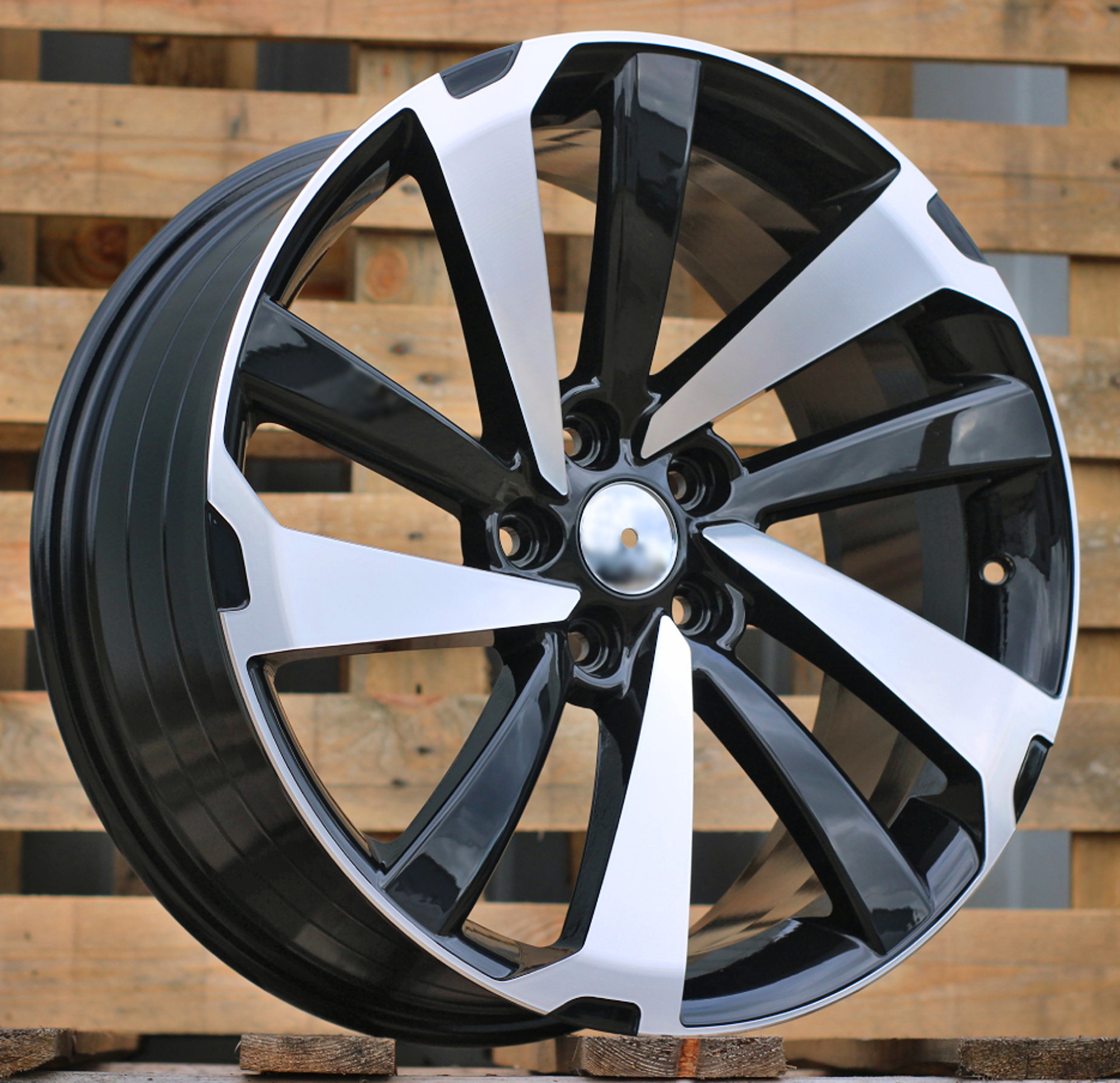 LXFE172CP ALU FELGA ZA LEXUS 5X114.3 19" LXFE172CP ET35 CRNA SA POLIRANIM - Slika 1