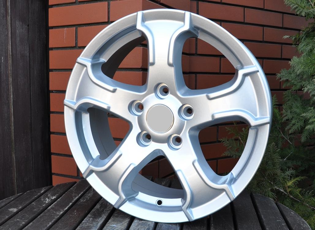 SUZE396SR ALU FELGA SUZUKI 5X114.3 16" SUZE396SR ET45 SREBRNA - Slika 1