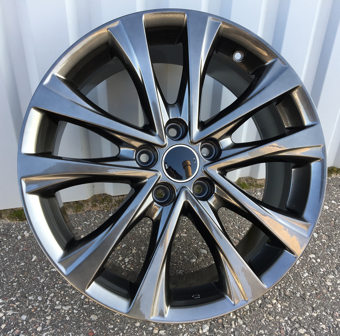 TBY1255TS ALU FELGA TOYOTA 5X114.3 18" TBY1255TS ET45 TAMNO SJAJNA - Slika 1